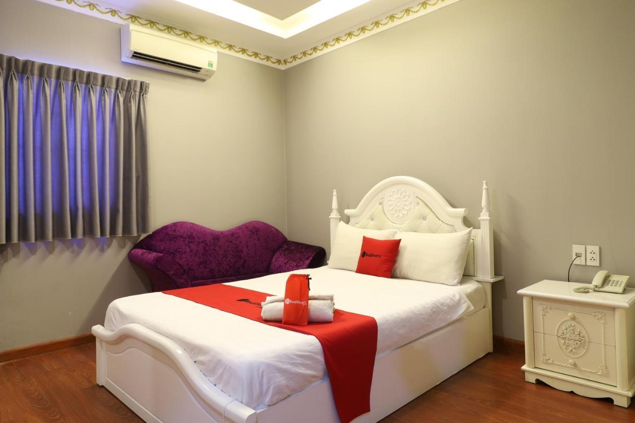 Reddoorz Bui Vien Walking Street Cidade de Ho Chi Minh Exterior foto
